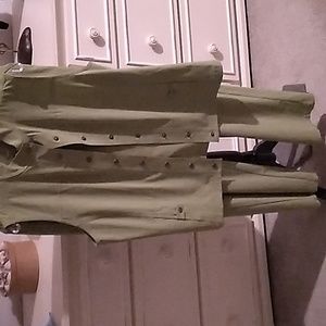 Chico's 2 piece Zenergy casual/travel wear